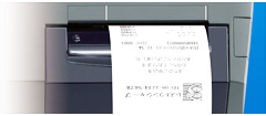 写真：UP-N300Wシリーズの背面のサーマルプリンタからレシートを印刷